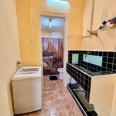 Apartamento primer piso  en A y 23 - 8/10