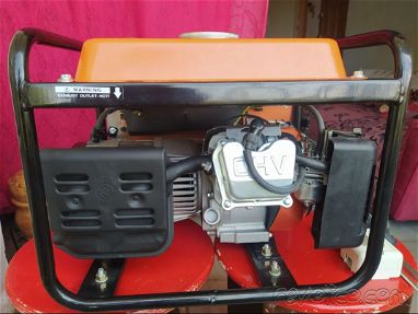 Se vende Generator  de electricidad Lutian 154 F  2.9 LT 1500. NEW.  En Alamar. 600 USD - Img 68794033