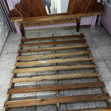 2 camas de madera con espejo - 2/2