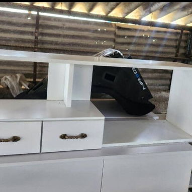 Multimuebles aéreos y de piso, Estantes. Vanity o Coquetas. Escaparates. Mesitas de noche. Cómodas o gaveteros. - 9/10