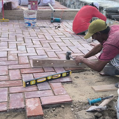 Despacho de Arquitectura ofrece EMPLEO PARA ALBAÑILES multioficios, Obras en VEDADO Y PLAYA. - Img 125883931