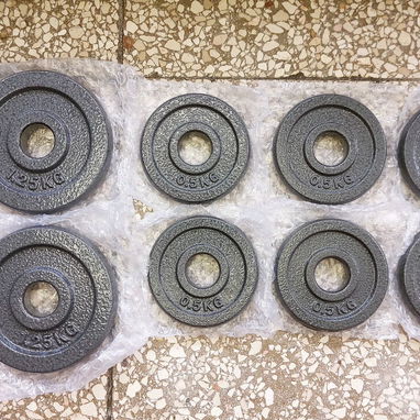 Maleta de pesas, barra y mancuernas de 50 Kg para el gym. Se vende la maleta completa, nada por separado. - 5/10