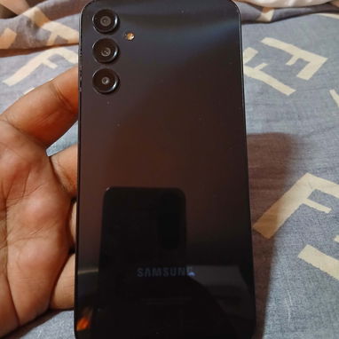 Samsung Galaxy A24 - 2/3
