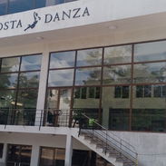 Acosta Danza busca secretaria - Img 57574096