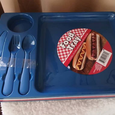 Bandeja con cubiertos - 2/2