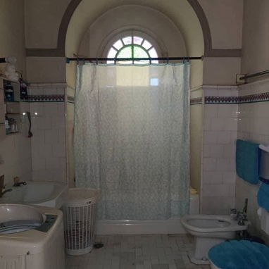 Biplanta en bajos en Ave 41 cerca de 60 con 3/4 y 2 baños en Playa !!! - Img 116616765
