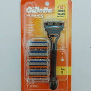 Máquina de afeitar Gillette Fusion 5 con 5 cuchillas de repuesto. - Img 57078806